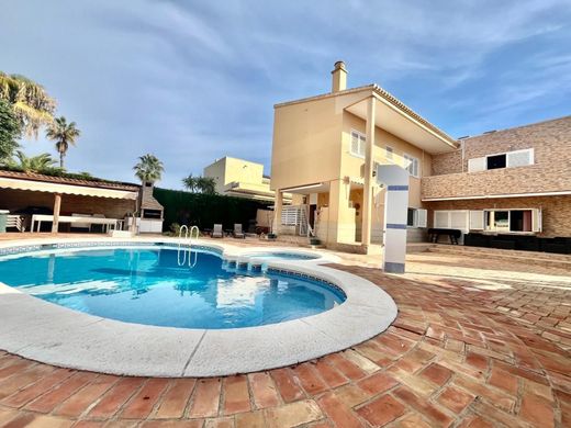 Villa in Torrevieja, Alicante