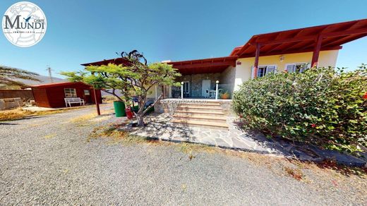 Villa in Puerto del Rosario, Province of Las Palmas