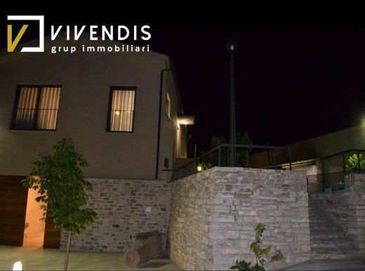 Μονοκατοικία σε Les Oluges, Província de Lleida