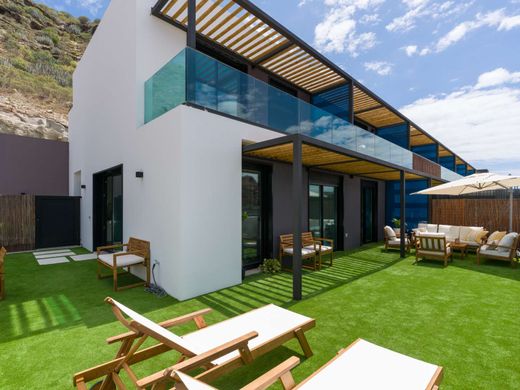 Apartment / Etagenwohnung in Mogán, Provinz Las Palmas