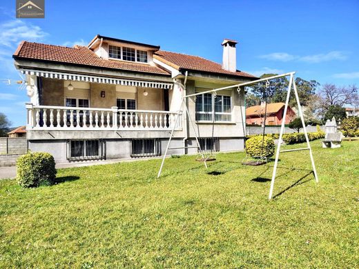 ‏בית חד-משפחתי ב  Suances, Provincia de Cantabria