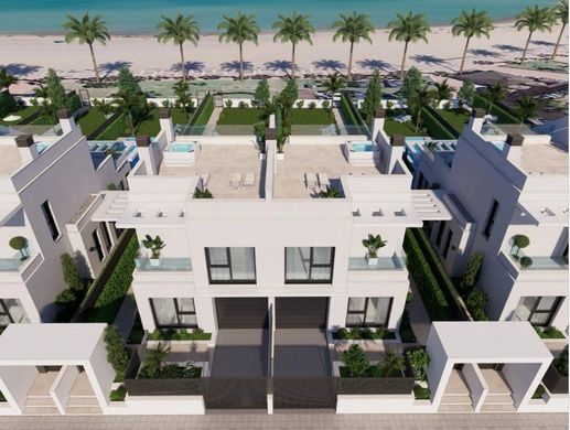 Luxury home in Los Alcázares, Murcia