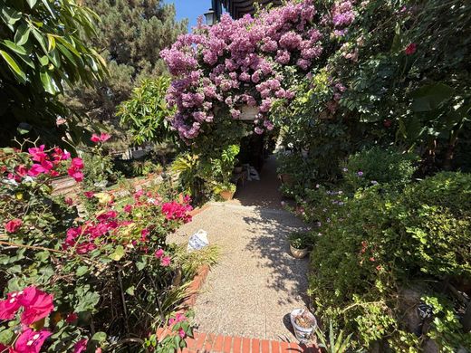 Detached House in Cordova, Province of Córdoba