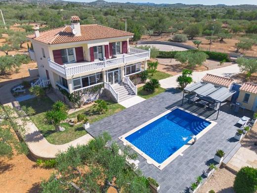 Luxury home in L'Ampolla, Province of Tarragona