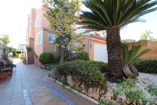 Semidetached House in Torrent, Valencia