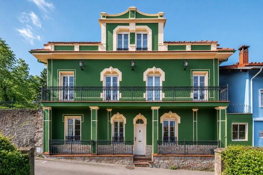 Luxury home in Muros de Nalón, Province of Asturias