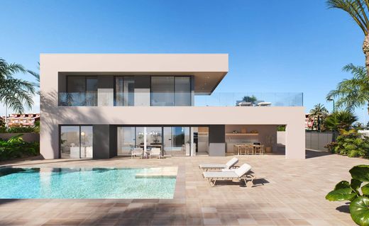 Villa in Playas de Orihuela, Alicante