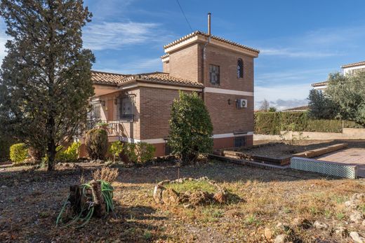 Vrijstaand huis in Huétor Vega, Provincia de Granada