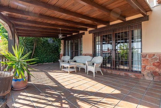 Detached House in Cenes de la Vega, Granada