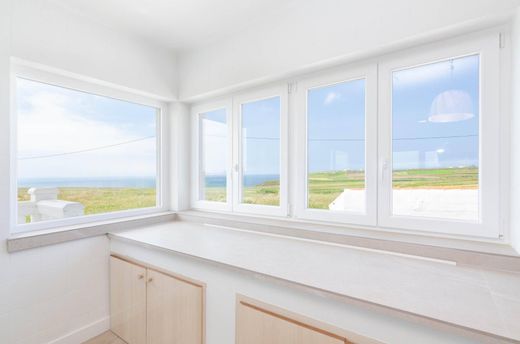 Vrijstaand huis in Luanco, Province of Asturias