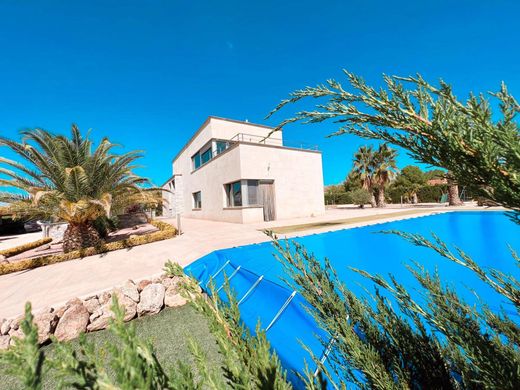 Villa in Yecla, Murcia