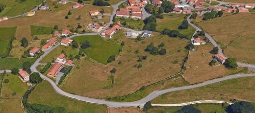 Land in Reocín, Province of Cantabria