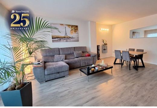 Apartment / Etagenwohnung in Sabadell, Provinz Barcelona