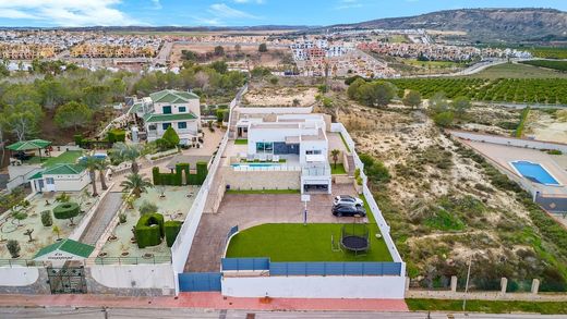 Detached House in Algorfa, Alicante