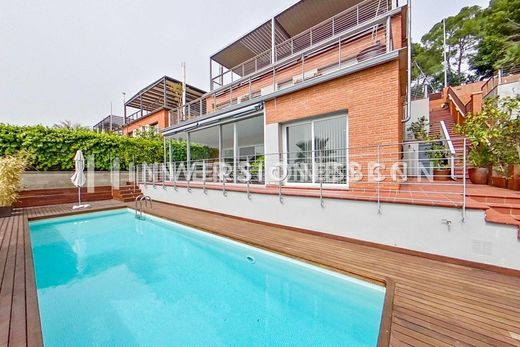 Luxe woning in Castelldefels, Província de Barcelona
