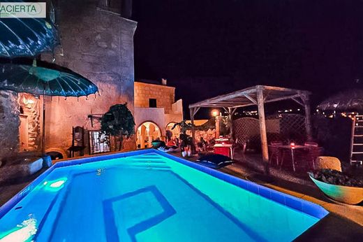 Hotel in Alcalá la Real, Jaen