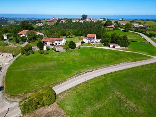 Участок, Comillas, Provincia de Cantabria