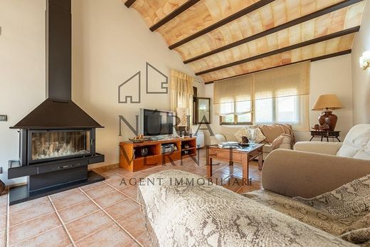 Dom jednorodzinny w Botarell, Província de Tarragona