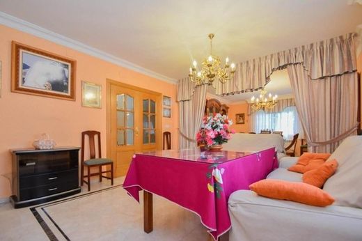 Casa en Fuente Vaqueros, Provincia de Granada