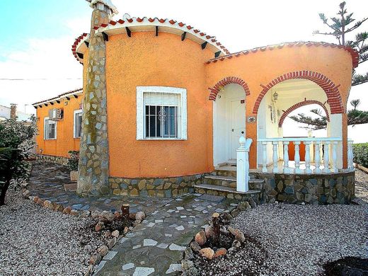 Detached House in Torrevieja, Alicante