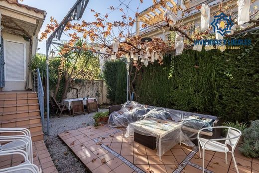 Πολυτελή κατοικία σε Armilla, Provincia de Granada