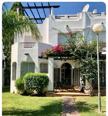 منزل ﻓﻲ مربلة, Provincia de Málaga
