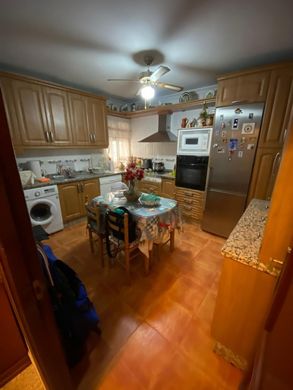 Apartment / Etagenwohnung in Sevilla, Andalusien