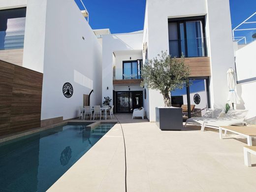 Villa in Benijofar, Alicante