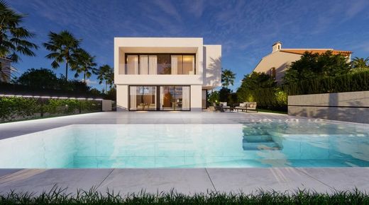 Villa in Playas de Orihuela, Alicante