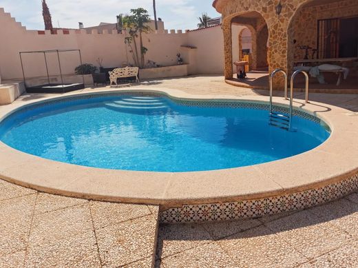 Maison de luxe à Torrevieja, Alicante