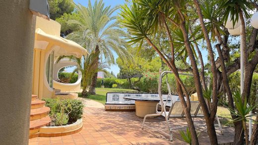 Rural or Farmhouse in Altea, Alicante