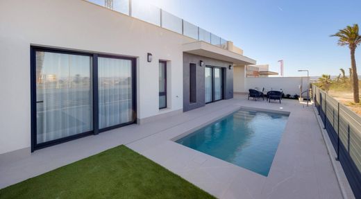 Einfamilienhaus in Torrevieja, Alicante