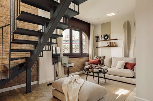 Apartment / Etagenwohnung in Barcelona, Provinz Barcelona