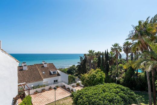 Villa multifamiliale à Estepona, Malaga