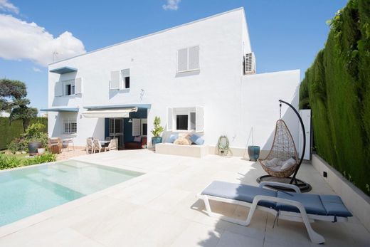 Detached House in Espartinas, Province of Seville
