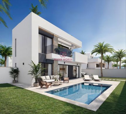 Torre-Pacheco, ムルシアのヴィラ