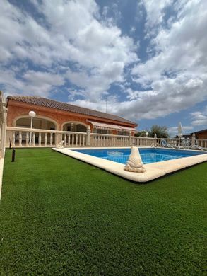 Landhaus / Bauernhof in Albatera, Alicante