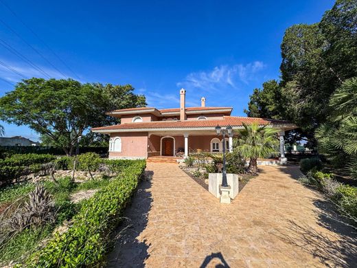 Detached House in Callosa de Segura, Alicante