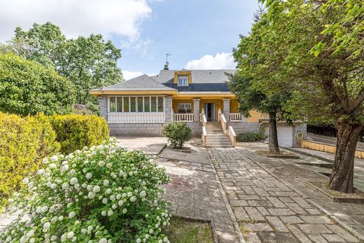 Detached House in San Lorenzo de El Escorial, Province of Madrid