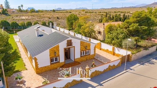 Detached House in Mutxamel, Alicante