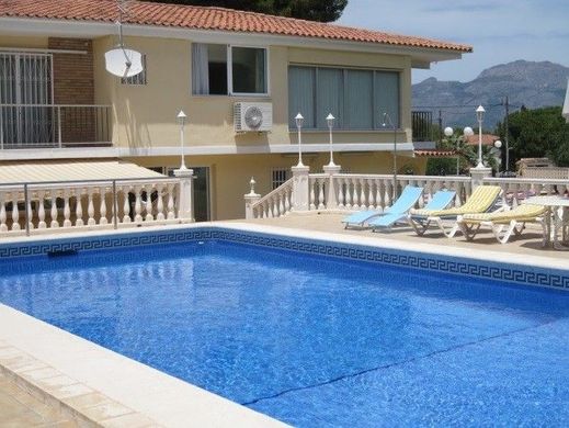 Villa in l'Alfàs del Pi, Alicante