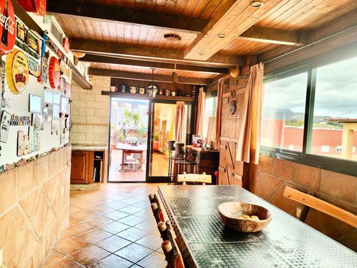 Penthouse in San Pedro de Alcántara, Málaga