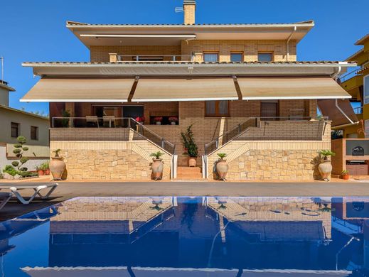 Müstakil ev Banyoles, Província de Girona