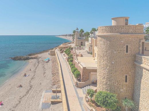 호텔 / Roquetas de Mar, Almería