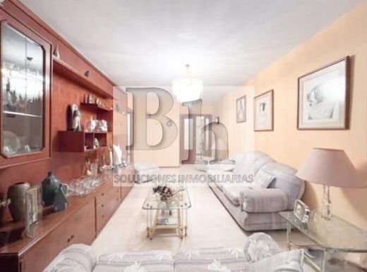 Apartment / Etagenwohnung in Málaga, Andalusien