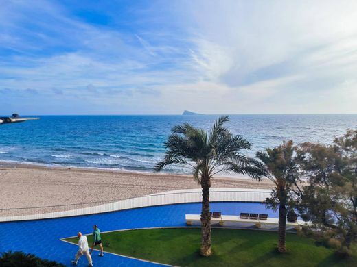 Apartment / Etagenwohnung in Benidorm, Alicante