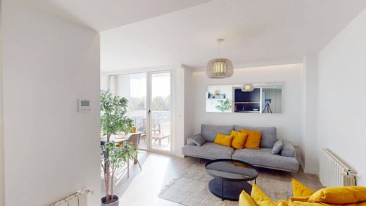 Apartment / Etagenwohnung in Valencia, Provinz Valencia