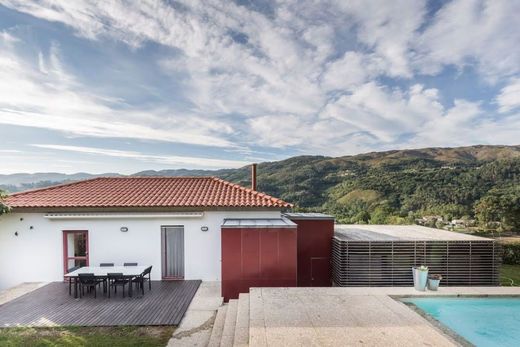 Terras de Bouro, Distrito de Bragaの一戸建て住宅