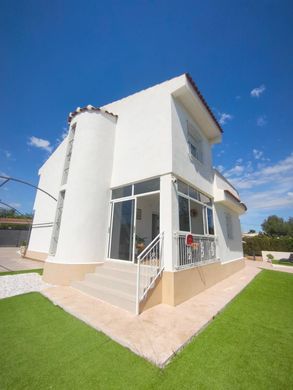 Detached House in San Vicent del Raspeig, Alicante