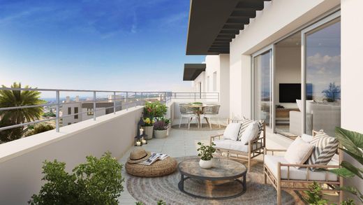 Penthouse in Estepona, Malaga